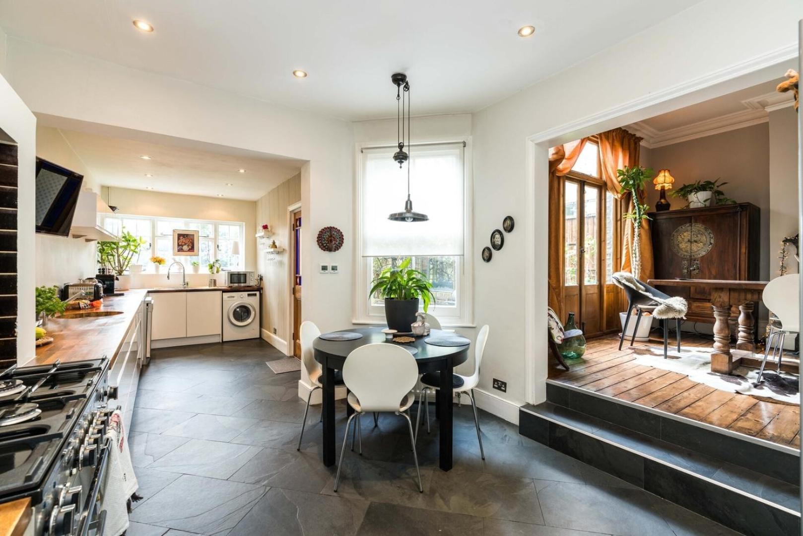 Casa vacanze Beautiful 3bd Forest Hill South *